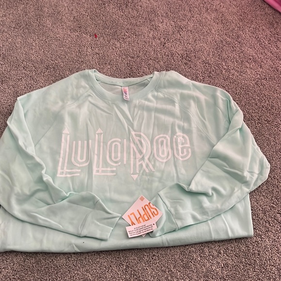LuLaRoe Tops - NWT LULAROE SWEATSHIRT